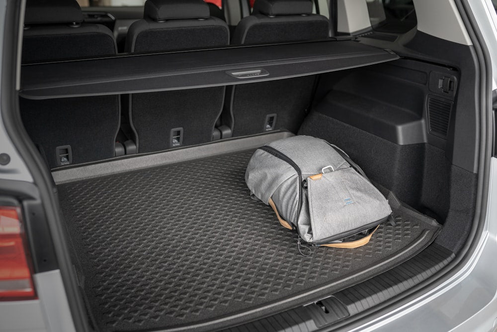 Cargo bag in car trunk